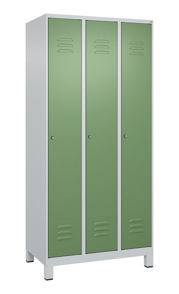 C+P luierkastje Classic PLUS met middenwand, voeten, 3 vakken, 1950x900x500mm, 7035/6011, cilindersloten, 080010-30F S10021