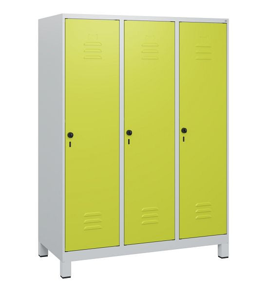 C+P Umkleidespind Classic PLUS, Füße, 3 Abteile, 1630x1200x500mm, 7035/0024, Drehriegel, 0800105-32 S10010