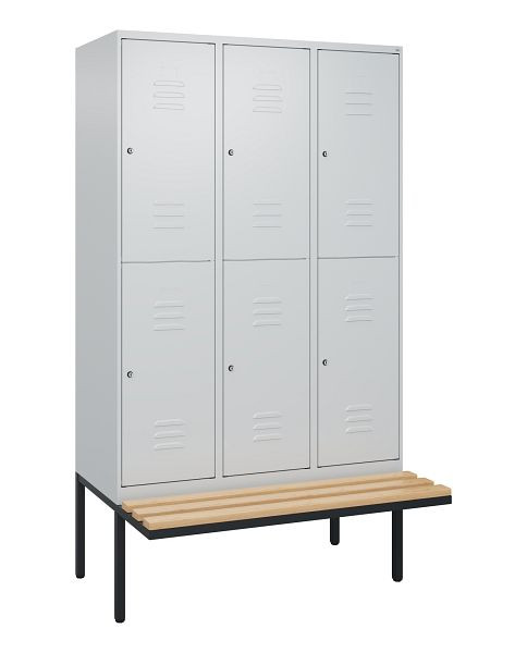 C+P dubbeldekskast Classic PLUS, 3 compartimenten, 2120x1200x815mm, 7035/7035, cilindersloten, beukenhouten zitlatten, zitting, 0803407-32 S10099