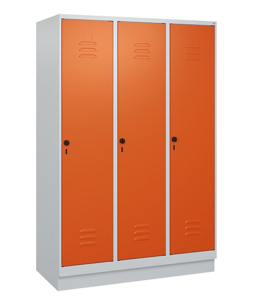 C+P luierkluis Classic PLUS met middenwand, bodem, 3 vakken, 1800x1200x500mm, 7035/2004, veiligheidsdraaigrendel, 0800207-32F S10030