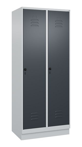 C+P Umkleidespind Classic PLUS, Sockel, 2 Abteile, 1950x800x500mm, 7035/7016, Drehriegel, 080020-22 S10008