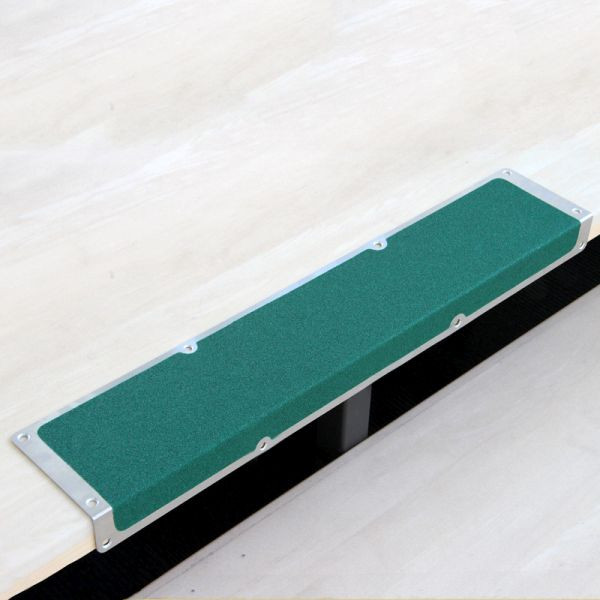Meelbroek antislip randprofiel aluminium met m2 antislip coating, universeel groen 120x1000x45mm, AKM1UF2