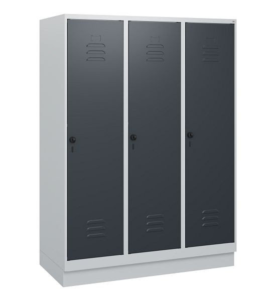 C+P Umkleidespind Classic PLUS, Sockel, 3 Abteile, 1630x1200x500mm, 7035/7016, Drehriegel, 0800205-32 S10008