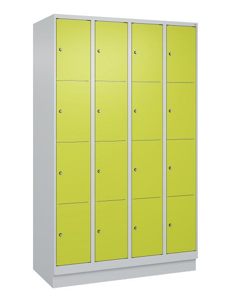 C+P lockerkast Classic PLUS, onderstel, 4 vakken met elk 4 vakken, 1950x1200x500mm, 7035/0024, 080020-404 S10010