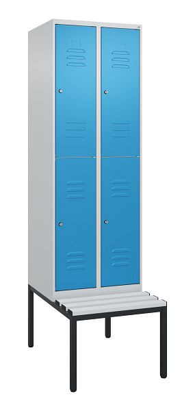 C+P dubbeldekskast Classic PLUS, 2 vakken, 2120x600x815mm, 7035/5012, cilindersloten, met bank eronder, 0803507-20 S10019