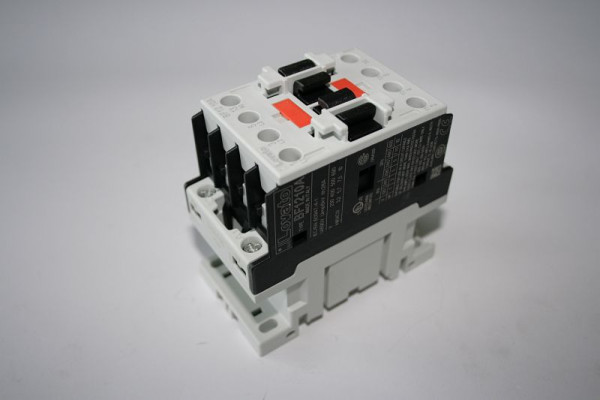 ELMAG contactor 48 volt (nr. 15 opladen) voor STARTMASTER 800-1000, 9505098