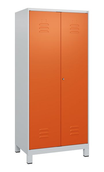 C+P luierkluis Classic PLUS, dubbele locker, voeten, 2 vakken, 1800x800x500mm, 7035/2004, cilinderslot, 0800127-22P S10031