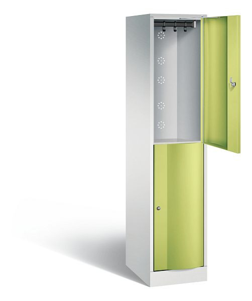 C+P locker dubbellaags Resisto, H1950xB396xD540mm, kleur: lichtgrijs / virid groen, 8270-172 S10051