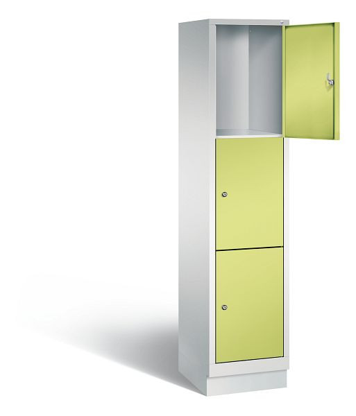 C+P lockerkast Evolo, H1800xB420xD500mm, kleur: lichtgrijs / virid groen, 48020-123 S10103