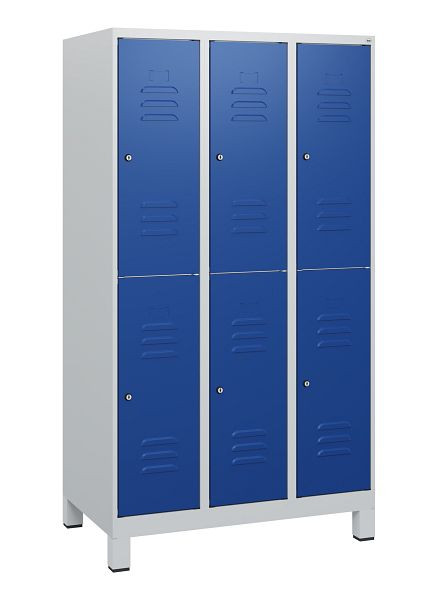 C+P Doppelstöckiger Spind Classic PLUS, Füße, 3 Abteile, 1630x900x500mm, 7035/5010, Zylinderschlösser, 0803105-30 S10033