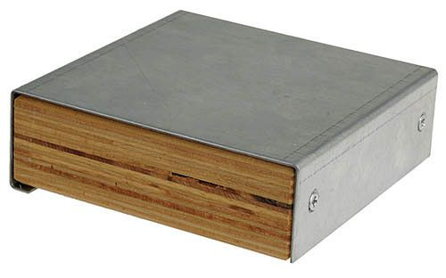 Bedrunka + Hirth werkblad, beuken multiplex met verzinkt stalen afdekplaat, afmetingen in mm (BxDxH): 2500 x 750 x 40, A03.25.40