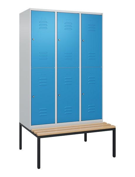 C+P dubbeldekskast Classic PLUS, 3 vakken, 2120x1200x815mm, 7035/5012, cilindersloten, beukenhouten zitlat, bank, 0803507-32 S10094