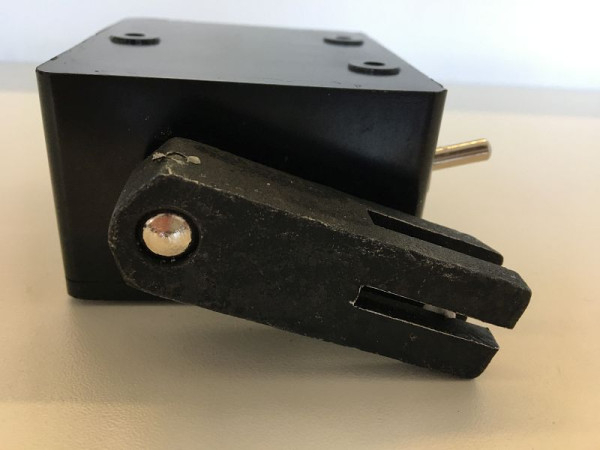 ELMAG schakelaar voor kolomklemming voor radiaalboormachine serie RSBM, 9820503