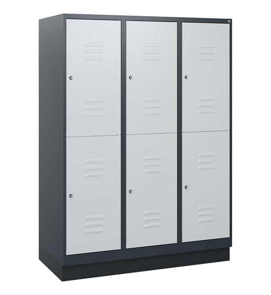 C+P Doppelstöckiger Spind Classic PLUS, Sockel, 3 Abteile, 1630x1200x500mm, 7016/7035, Zylinderschlösser, 0803205-32 S10043