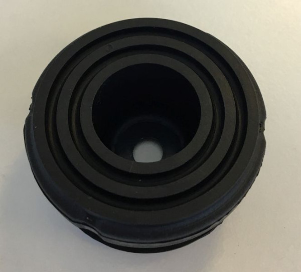 ELMAG rubberen buffer voor SEBSSi 2000W, met HONDA GX100 motor, 9503688