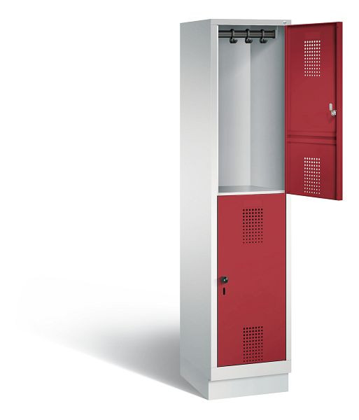 C+P locker dubbeldekker Evolo, H1800xB420xD500mm, kleur: lichtgrijs/robijnrood, 48320-12 S10033