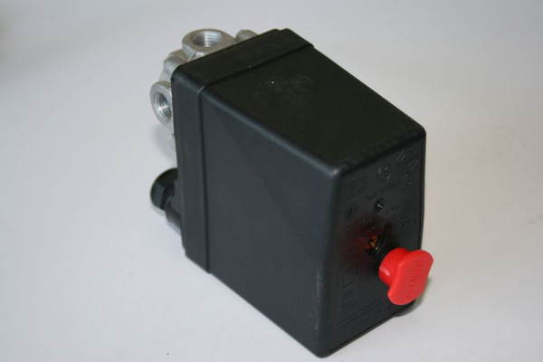 ELMAG drukschakelaar NEMA '16 bar,' voor PLH (V) model (4xIG 1/4'), 9101728