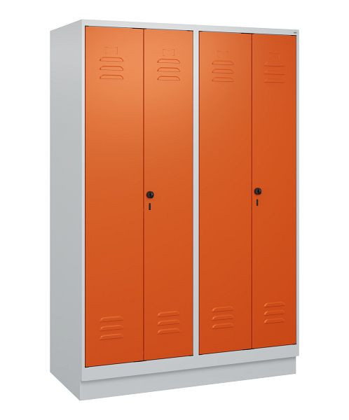 C+P Umkleidespind Classic PLUS SW, Sockel, 4 Abteile, 1800x1200x500mm, 7035/2004, Drehriegel, 0800227-40 S10030