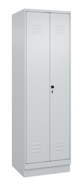 C+P Umkleidespind Classic PLUS, Doppel-Spind, Sockel, 2 Abteile, 1950x600x500mm, 7035/7035, Drehriegel, 080022-20P S10009