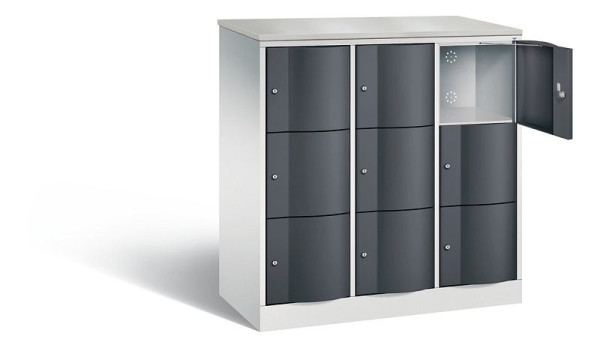 C+P lockerkast Resisto, H1255xB1148xD540mm, kleur: lichtgrijs / zwartgrijs, 8573-372 S10713