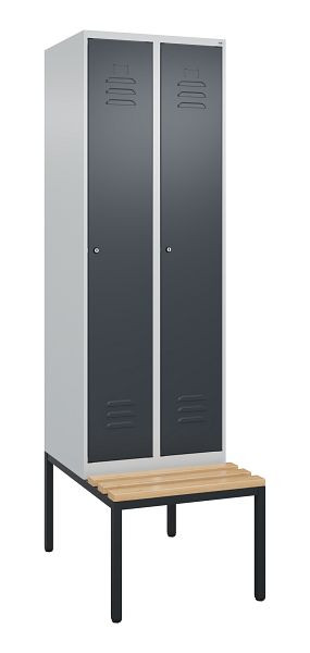 C+P Umkleidespind Classic PLUS, mit untergebauter Sitzbank, 2 Abteile, 2120x600x815mm, 7035/7016, Zylinderschlösser, Buche-Sitzleisten, 0800507-20 S10052