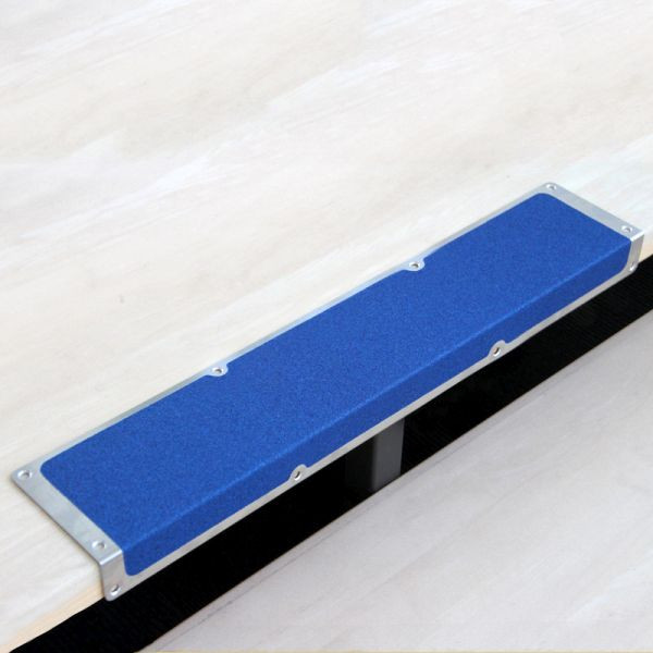 Meelbroek antislip randprofiel aluminium met m2 antislip coating, universeel blauw 120x1000x45mm, AKM1BF2