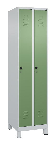 C+P Umkleidespind Classic PLUS, Füße, 2 Abteile, 1950x500x500mm, 7035/6011, Drehriegel, 080010-29 S10006
