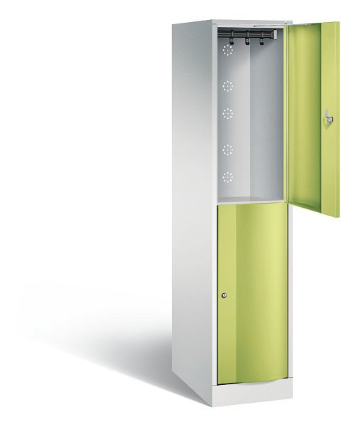 C+P locker dubbellaags XL Resisto, H1950xB396xD640mm, kleur: lichtgrijs / virid groen, 8270-173 S10016