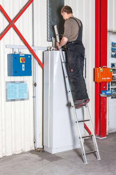 Euroline aluminium sportladder model nr. 201 met 7 treden, lengte 2,1 m, 2012107