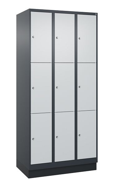 C+P lockerkast Classic PLUS, onderstel, 3 vakken met elk 3 vakken, 1950x900x500mm, 7016/7035, 080020-303 S10016