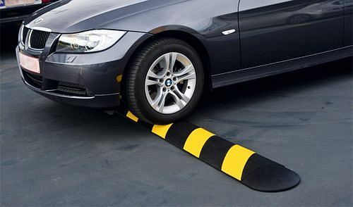 DENIOS Easy Rider drempel, H 75 mm, zwart gerecycled rubber met gele reflecterende tape, B 1800 mm, 252158