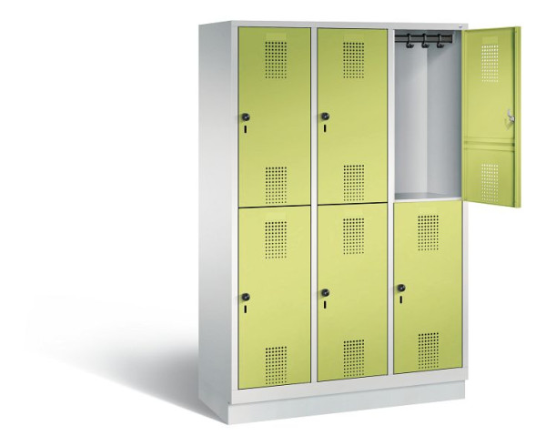 C+P locker dubbellaags Evolo, H1800xB1200xD500mm, kleur: lichtgrijs / virid groen, 48320-32 S10243
