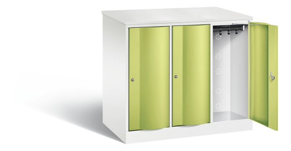 C+P XL lockerkast Resisto, H1077xB1148xD640mm, kleur: verkeerswit / virid green, 8271-373 S10072