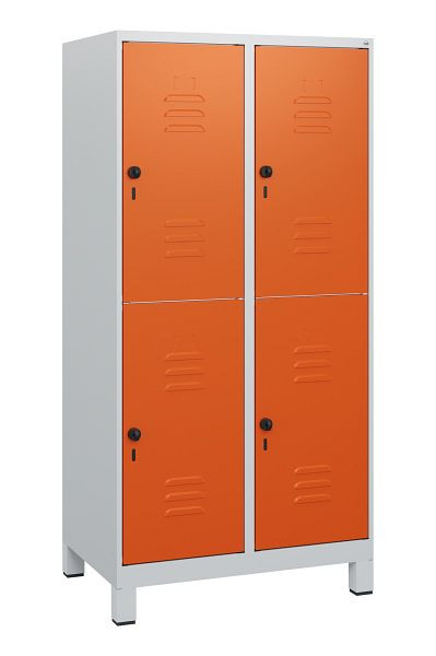 C+P Doppelstöckiger Spind Classic PLUS, Füße, 2 Abteile, 1630x800x500mm, 7035/2004, Drehriegel, 0803105-22 S10060