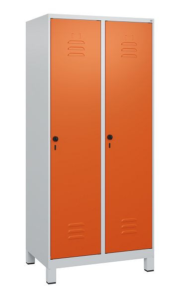 C+P luierkluis Classic PLUS met middenwand, voeten, 2 vakken, 1800x800x500mm, 7035/2004, veiligheidsdraaigrendel, 0800107-22F S10030