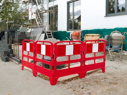 Schake mangatbeschermingsrooster, kunststof, met rood-witte reflecterende folie, hoogte 1000 mm, 311129