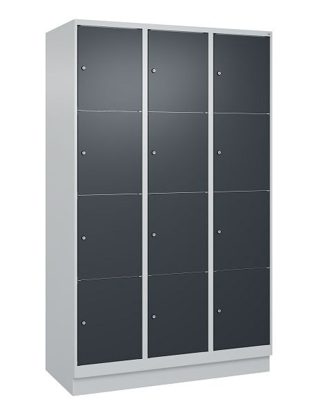 C+P lockerkast Classic PLUS, onderstel, 3 vakken met elk 4 vakken, 1950x1200x500mm, 7035/7016, 080020-324 S10008