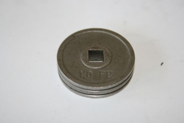 ELMAG invoerrol 1,0/1,2 mm (buiten-Ø 30 mm, 6,9 mm breed, 6 mm vierkante montage), voor EUROMIG 160 (CEMONT), 9504417