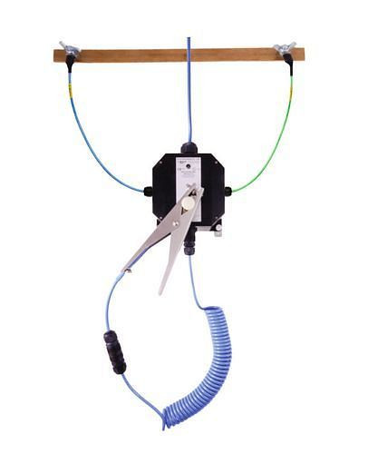 DENIOS aardingswandstation EP met LED-display, 5 m kabel met RVS tang HD 235 mm, GVK behuizing, Atex, 207389