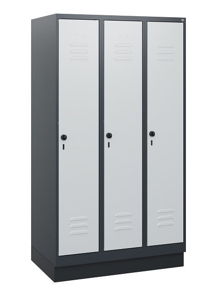 C+P Umkleidespind Classic PLUS, Sockel, 3 Abteile, 1630x900x500mm, 7016/7035, Drehriegel, 0800205-30 S10013