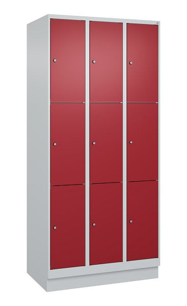 C+P lockerkast Classic PLUS, onderstel, 3 vakken met elk 3 vakken, 1950x900x500mm, 7035/3003, 080020-303 S10001