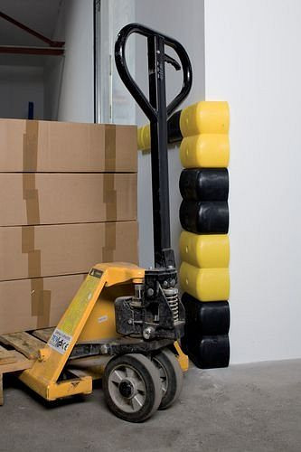 DENIOS hoekbeschermingsprofiel 250, gemaakt van polyethyleen (PE), 250 x 125 x 250 mm, set = 2 stuks