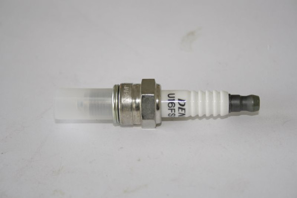 ELMAG bougie voor HONDA motor GX100 (SEBSSi 2000W), 9503036
