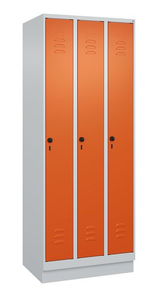 C+P Umkleidespind Classic PLUS, Sockel, 3 Abteile, 1950x750x500mm, 7035/2004, Drehriegel, 080020-39 S10031
