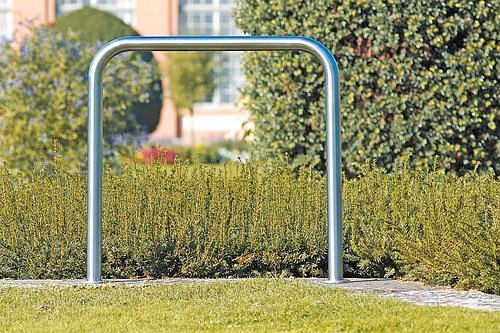DENIOS RVS beugel, gebogen ronde buis, zonder kniebeugel, voor deuvels, hoogte 700 mm, 310945