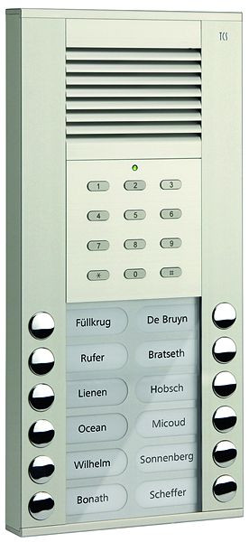TCS audio huisdeurstation serie ASE 12 belknoppen (rechts/links uitgelijnd) met geïntegreerd codeslot, AP zilver, ASE51120-0010