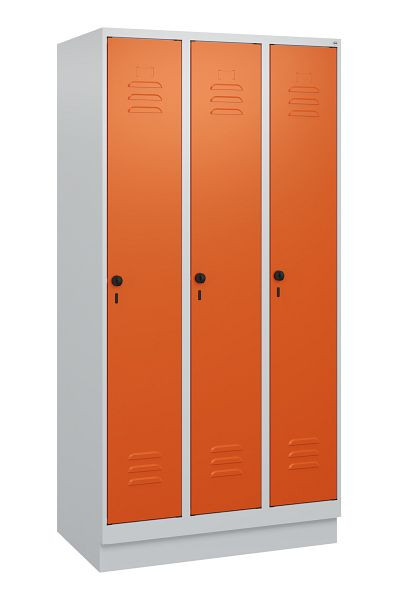 C+P luierkluis Classic PLUS met middenwand, bodem, 3 vakken, 1800x900x500mm, 7035/2004, veiligheidsdraaigrendel, 0800207-30F S10030