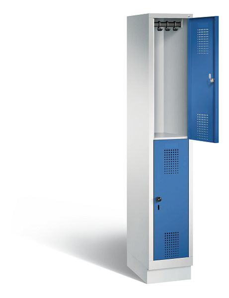 C+P locker dubbeldekker Evolo, H1800xB320xD500mm, kleur: lichtgrijs / gentiaanblauw, 48320-10 S10014