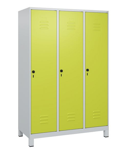 C+P luierkluis Classic PLUS met middenwand, voeten, 3 vakken, 1800x1200x500mm, 7035/0024, veiligheidsdraaigrendel, 0800107-32F S10010