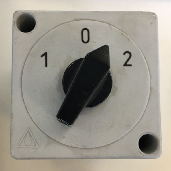 ELMAG motorstappenschakelaar 0-1-2, compleet met behuizing voor BS-H (V), 9709207
